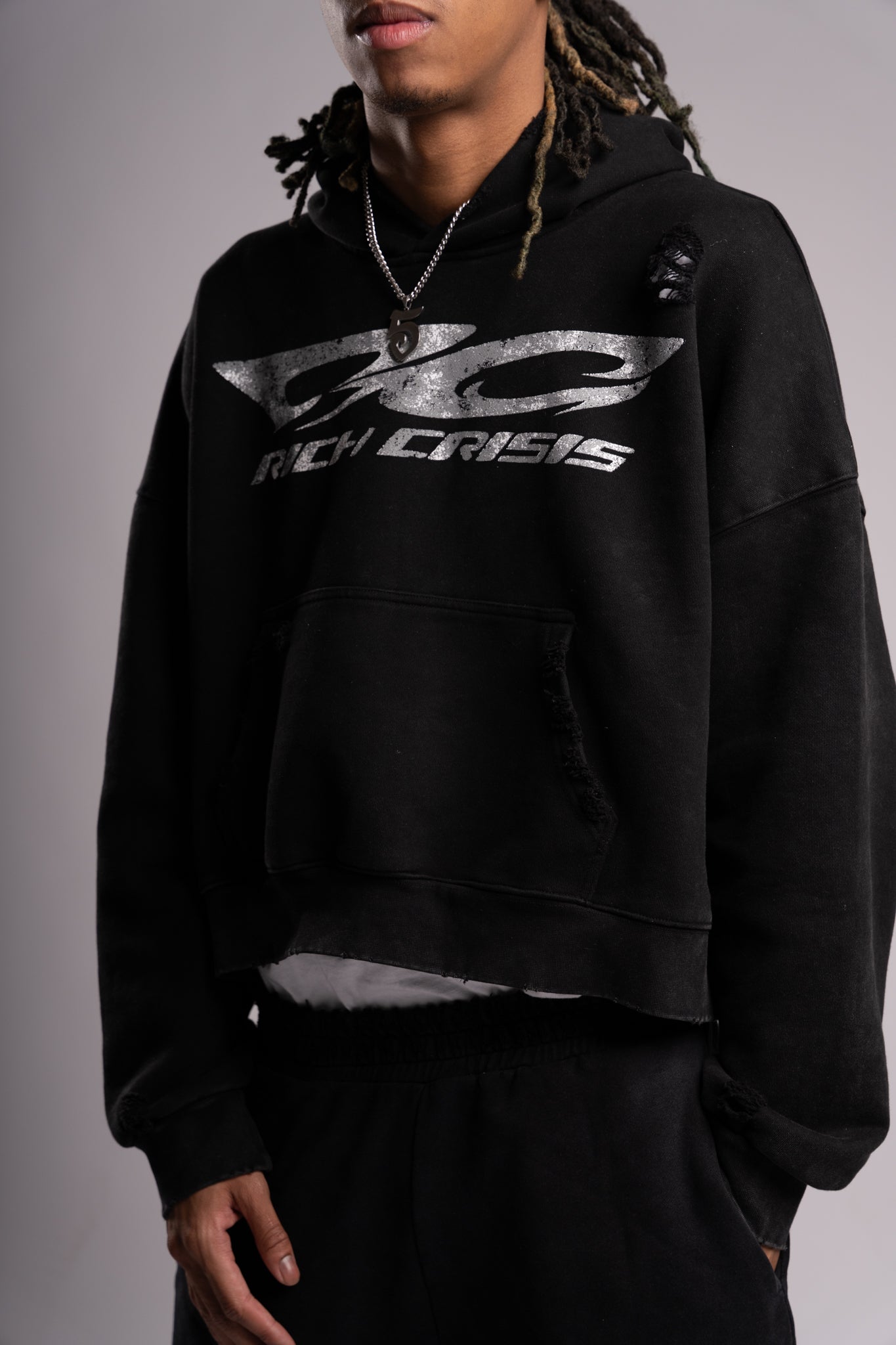 BLACK RC STATEMENT PULLOVER